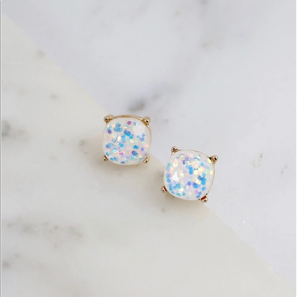 Jewelry - New Glitter cushion cut stud earrings